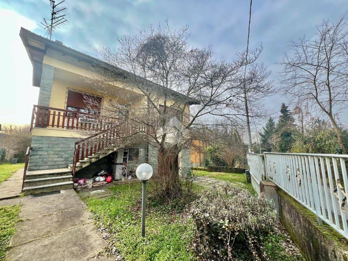 Villa in vendita a Varese