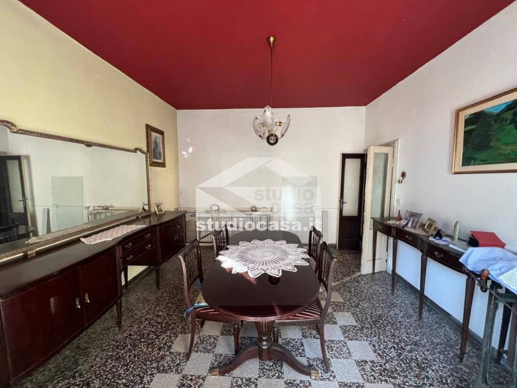 Salone