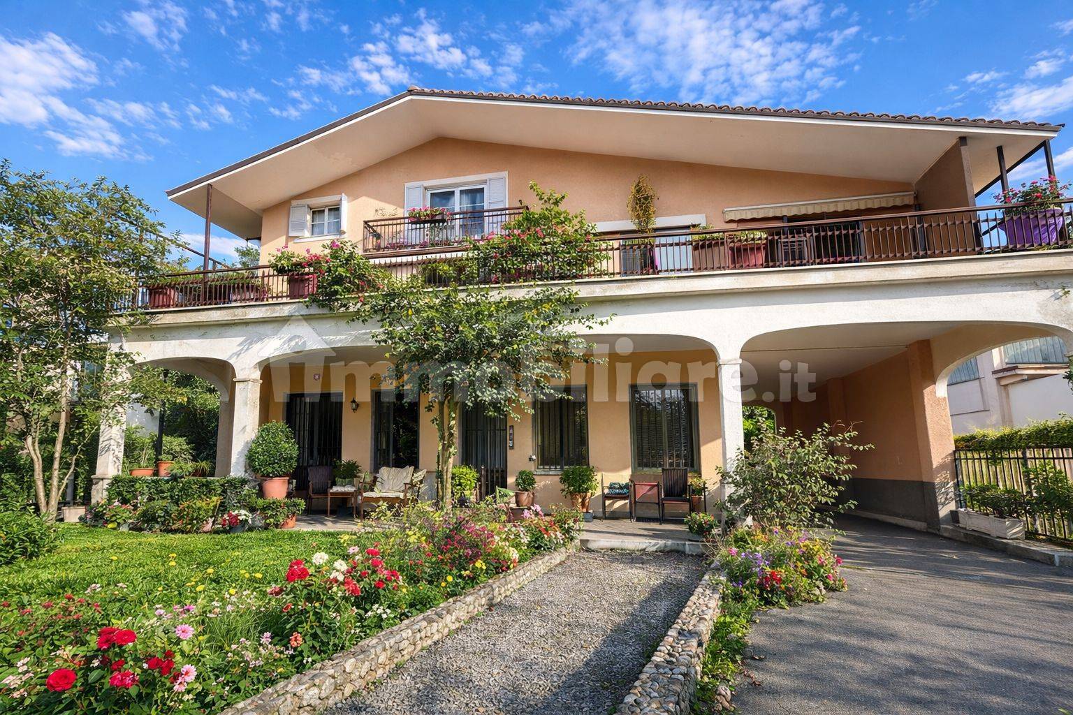 Villa in vendita a Sant'Ambrogio di Torino