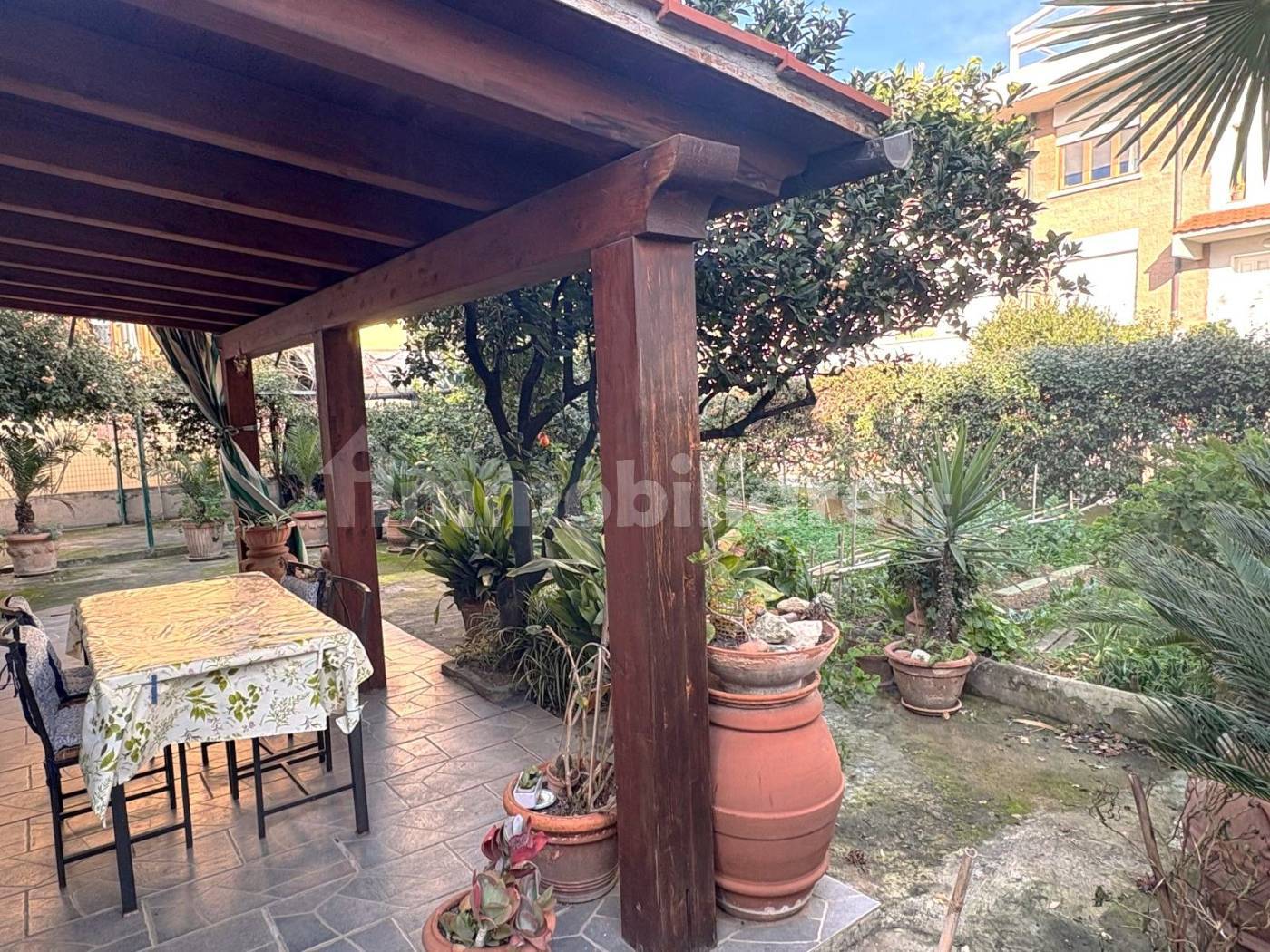 Villa in vendita a Cecina