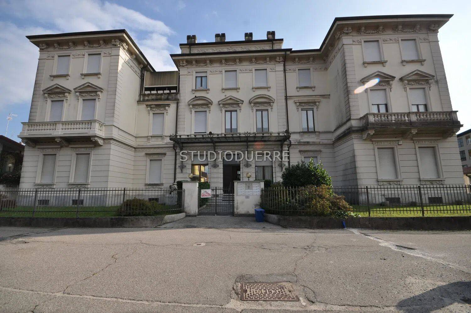 Appartamento in vendita a Luino