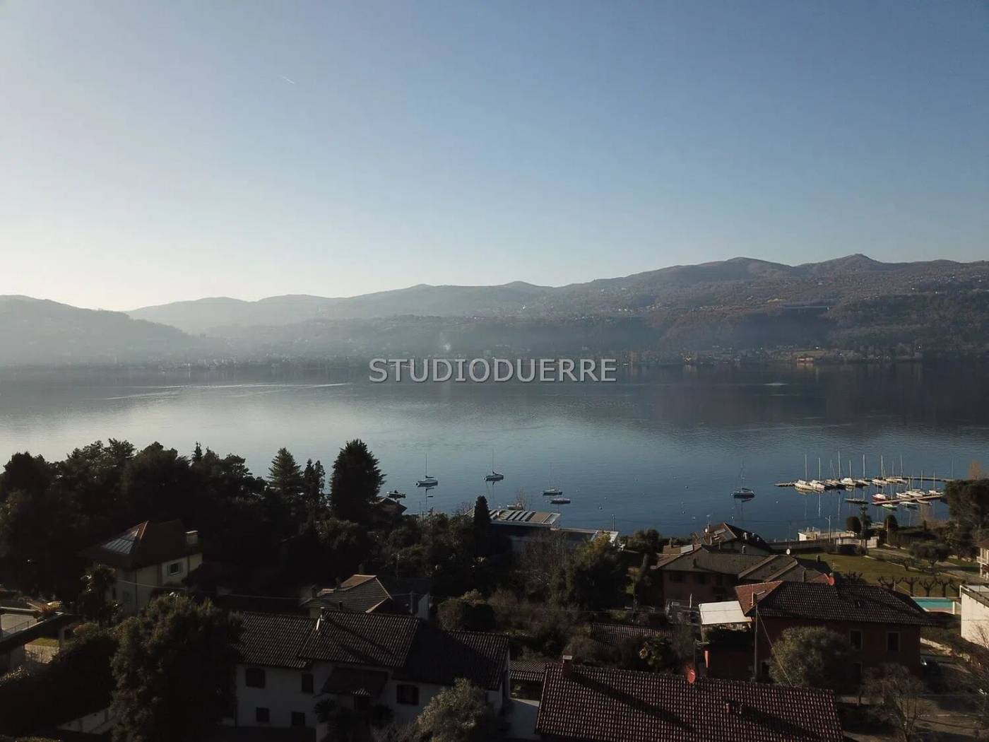 Villa in vendita a Ranco