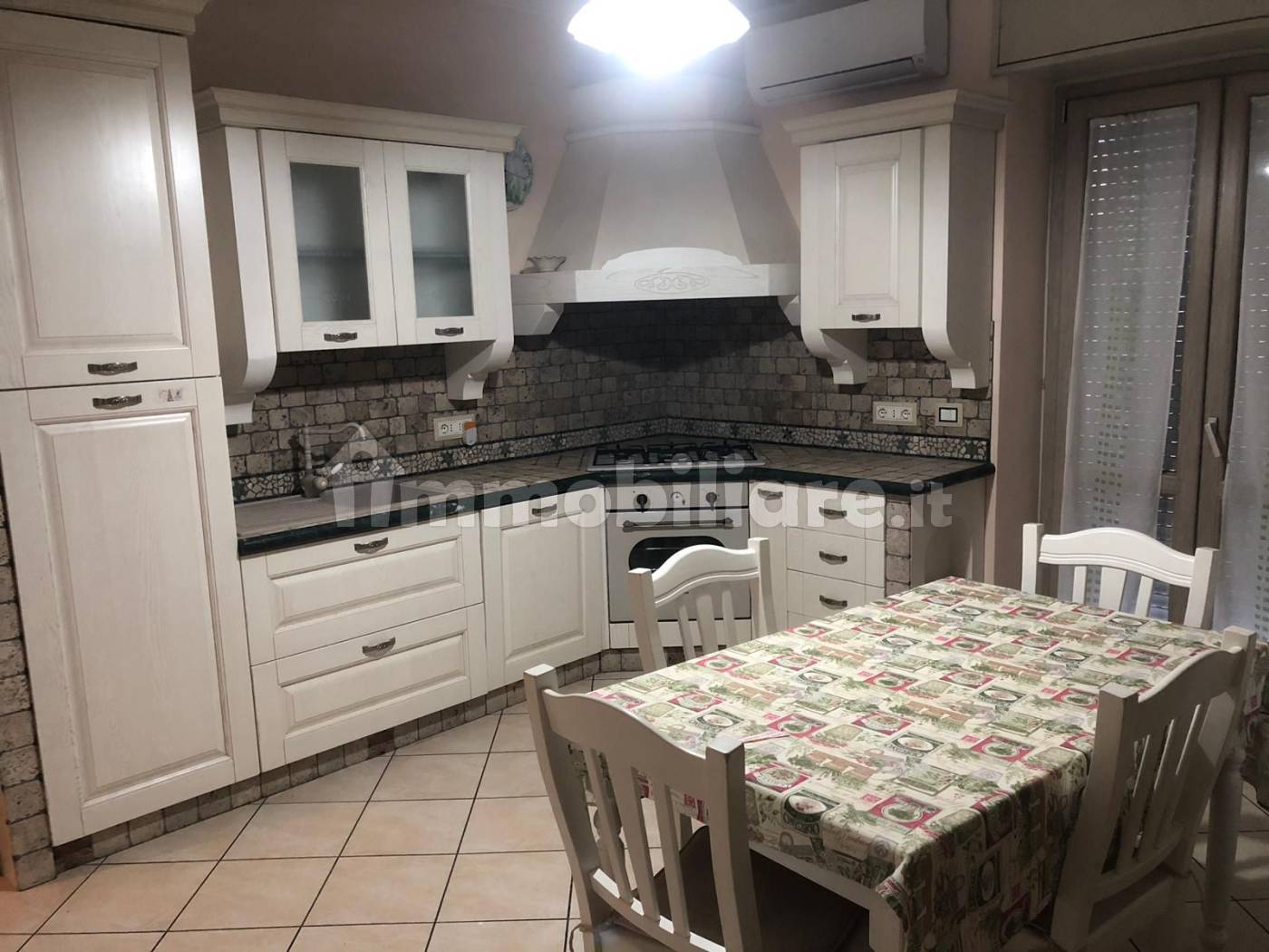 Palazzo - Edificio in affitto a Lentini