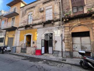 Multi-family detached house via Mulino a Vento 133, Domenico Tempio - Porto, Catania