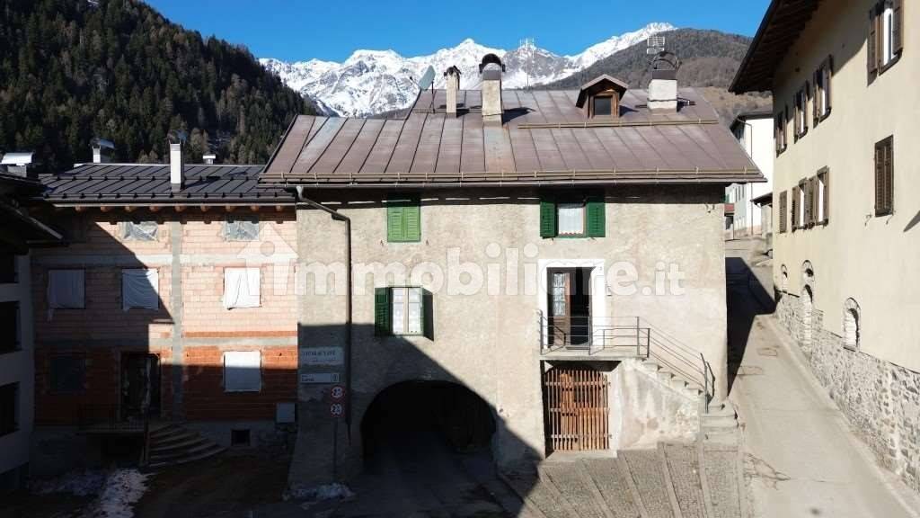 Casa indipendente in vendita a Peio