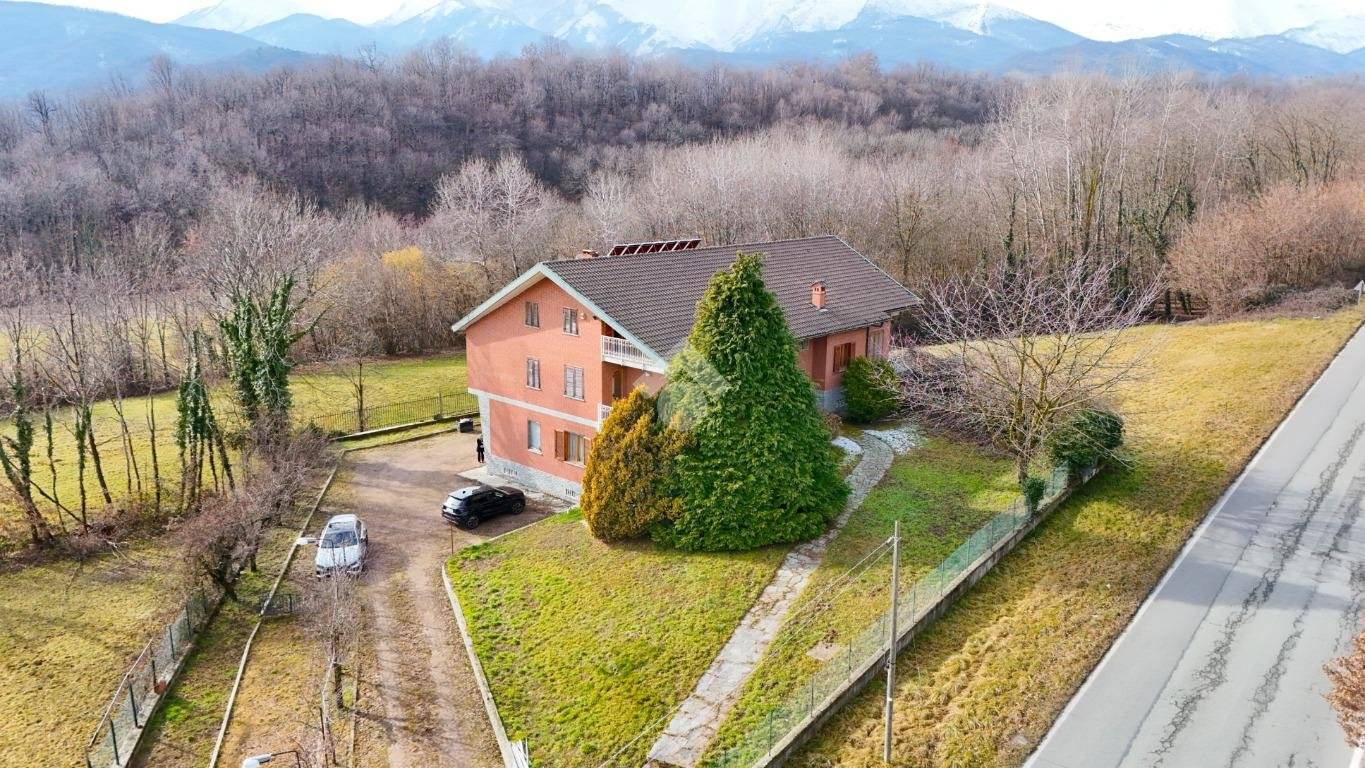 Villa in vendita a Giaveno