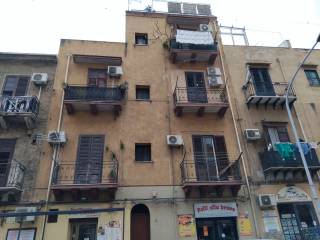3-room flat via Malaspina 46, Malaspina, Palermo