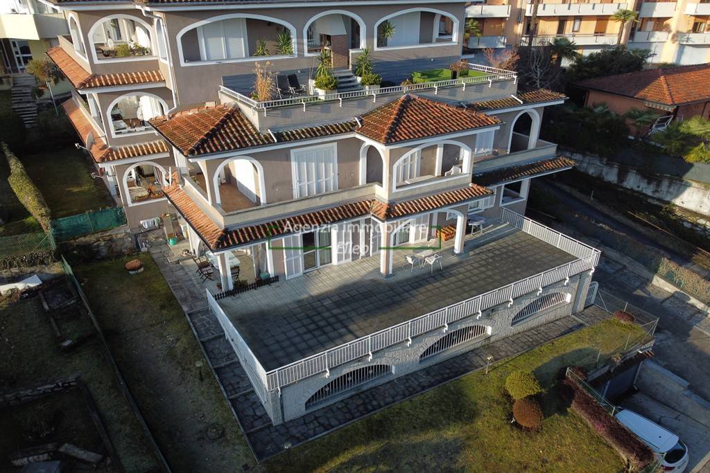 Appartamento in vendita a Baveno