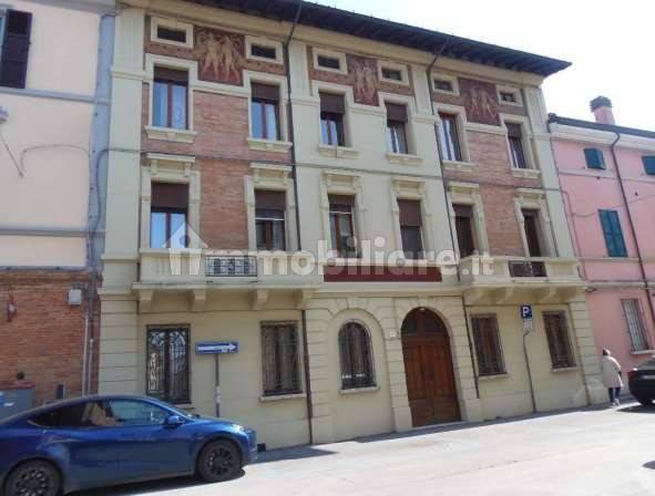 Casa indipendente in vendita a Forlì
