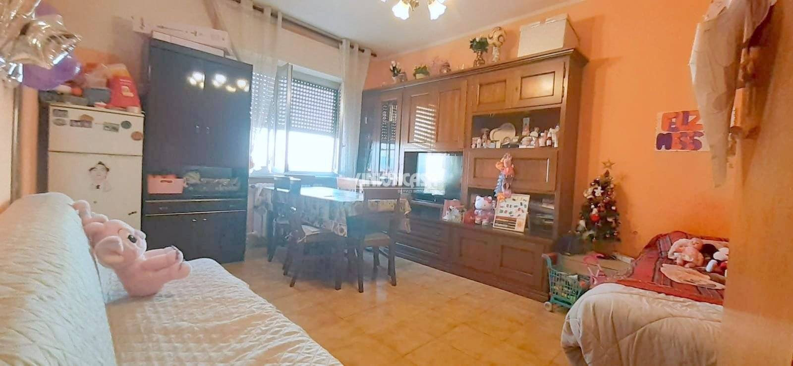 Appartamento in vendita a Vedano Olona