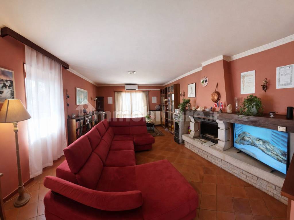 Salone