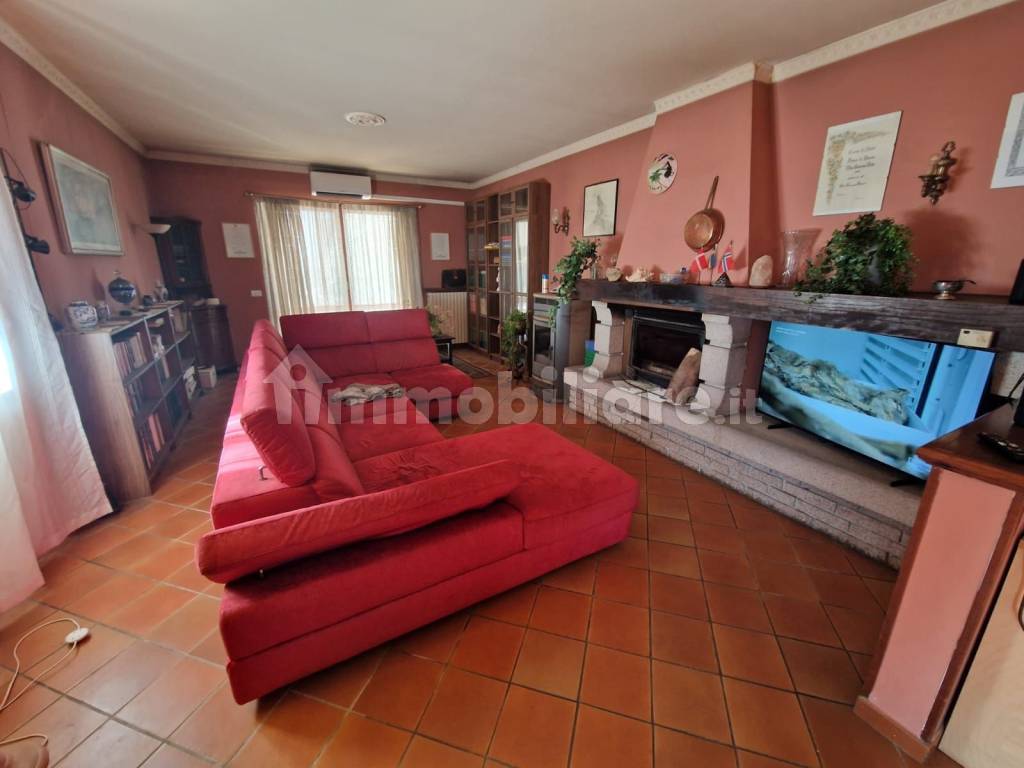 Salone