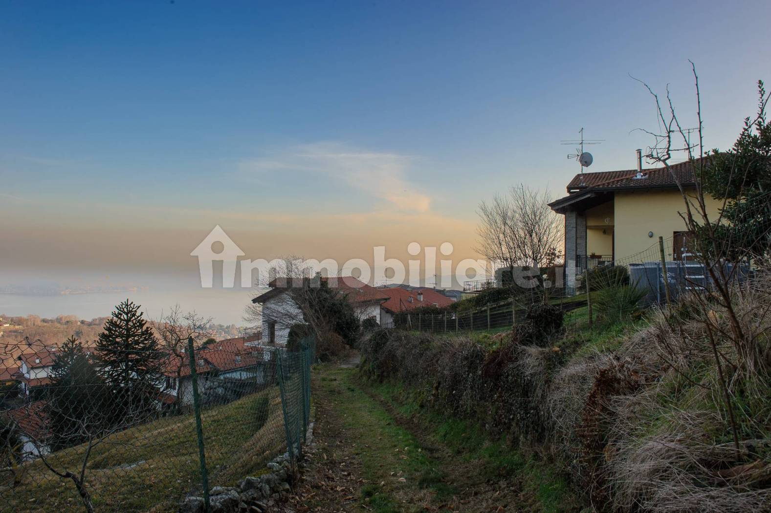 Villa in vendita a Massino Visconti