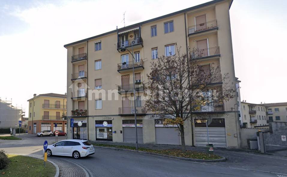 Appartamento in vendita a Pessano con Bornago