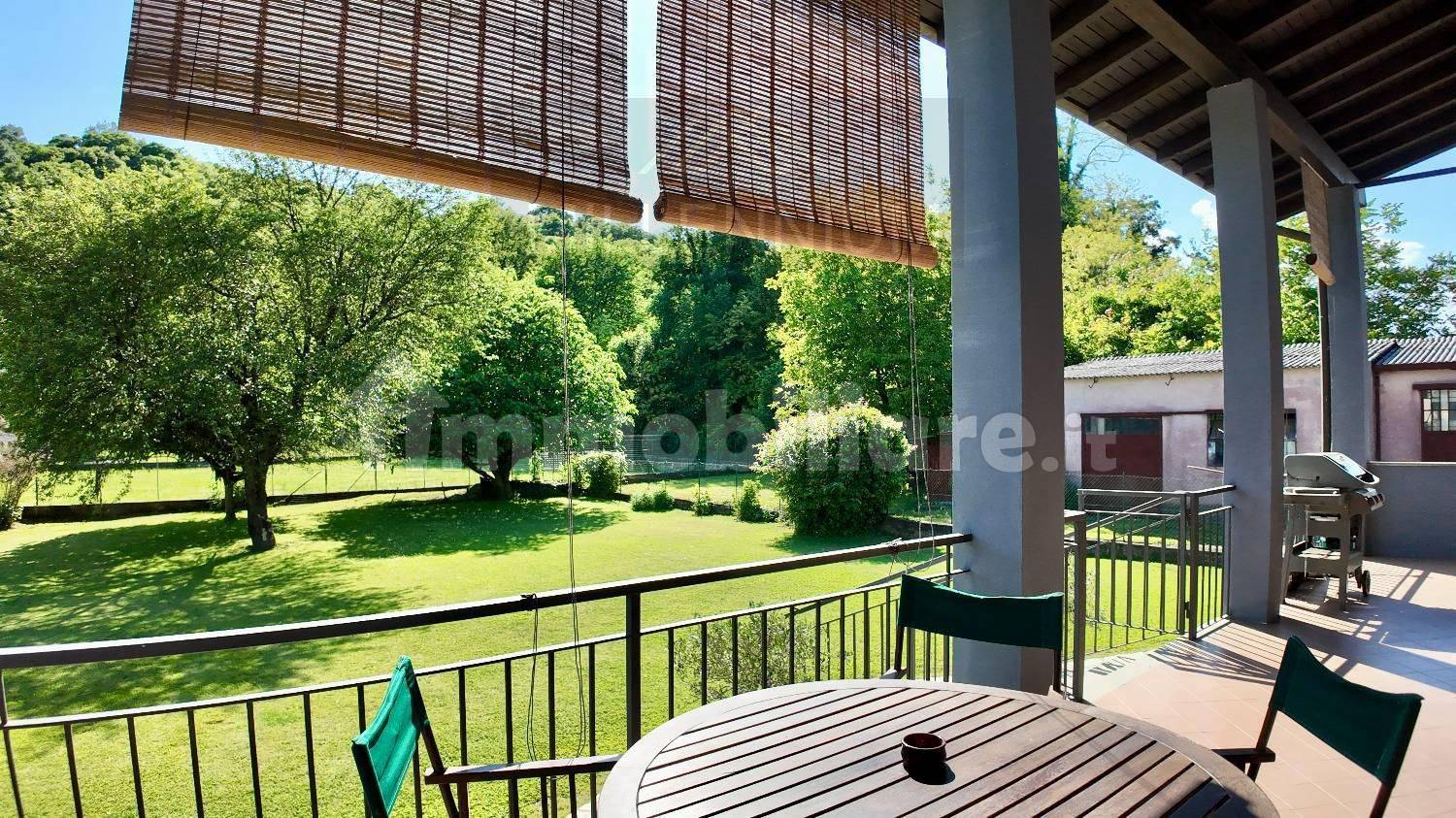 Villa in vendita a Dormelletto