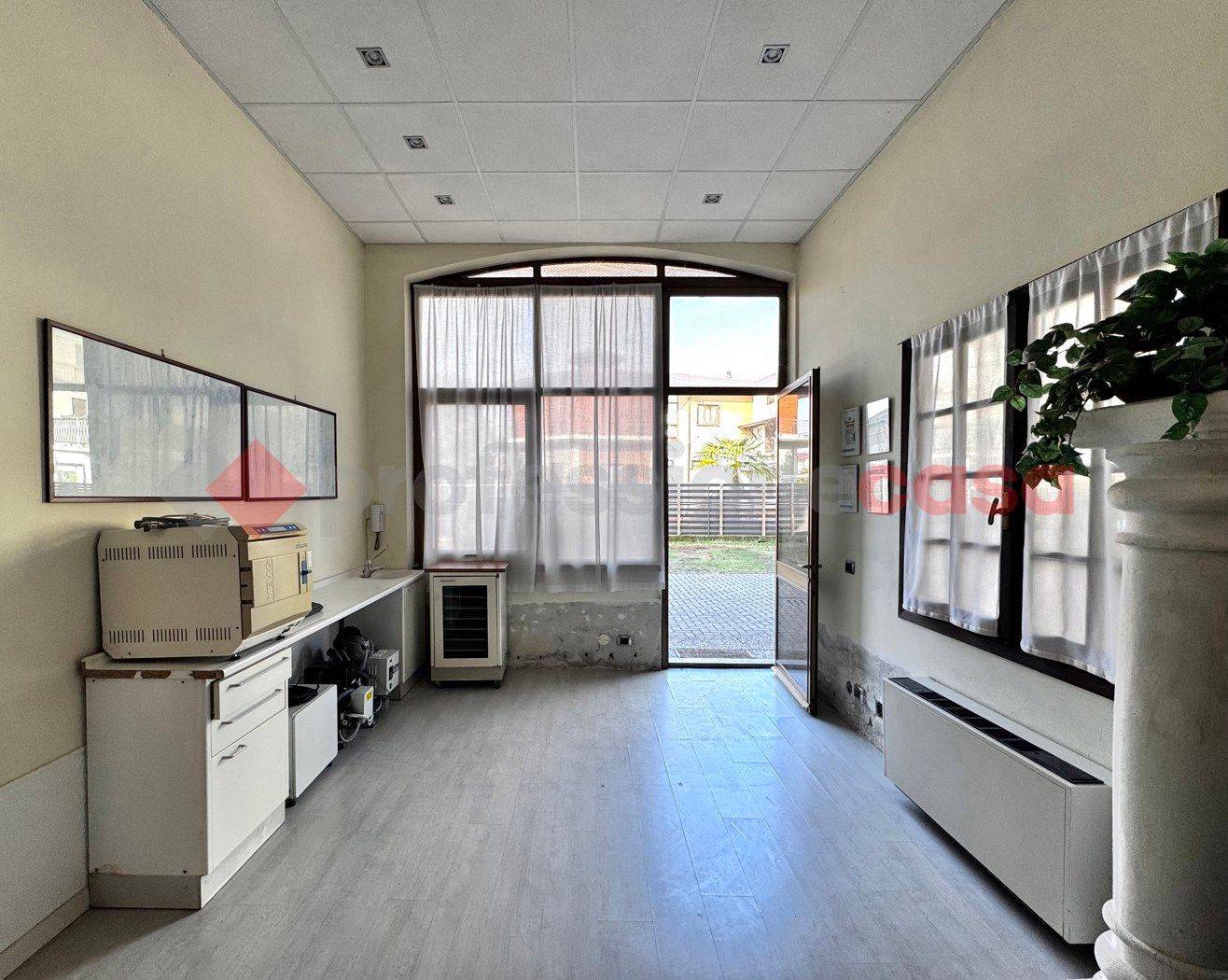 Appartamento in vendita a Dormelletto