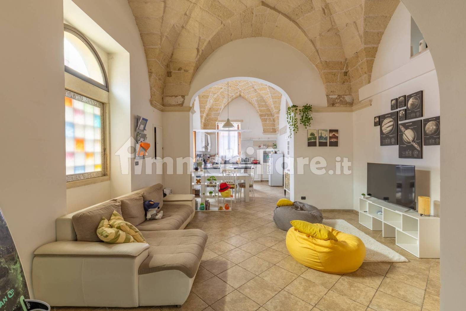 Casa indipendente in vendita a Aradeo