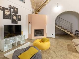 Salone