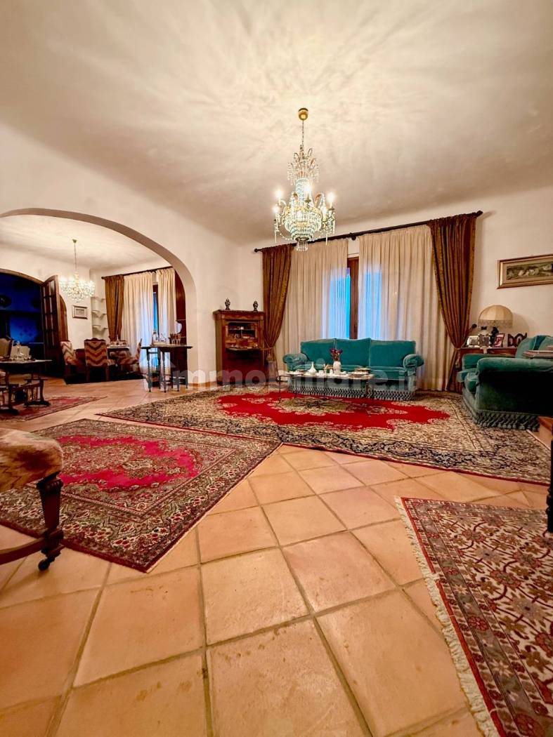 Villa in vendita a Tempio Pausania