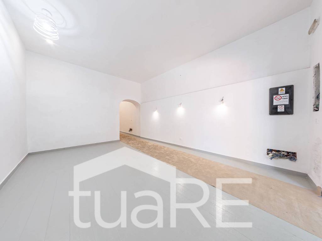 Locale commerciale via Garibaldi, Roma, Rif. 126312837 - Immobiliare.it