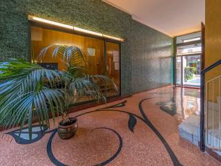 4-room flat via del Don 1, Carrobbio, Milan