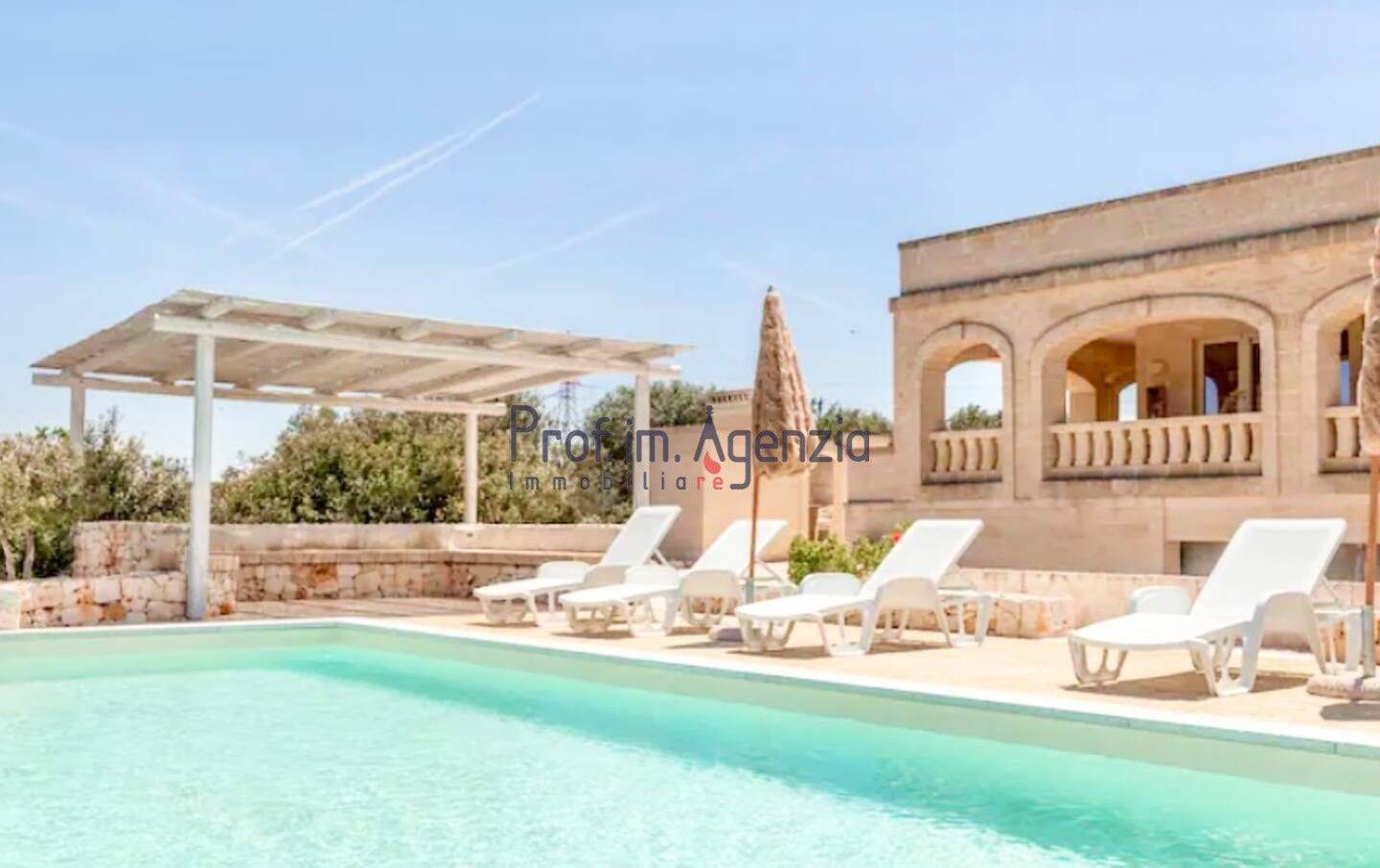 Villa in vendita a Carovigno