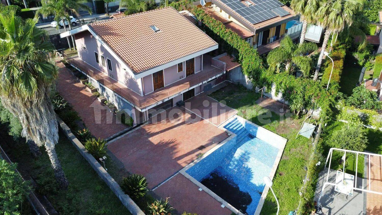 Villa in vendita a Aci Bonaccorsi