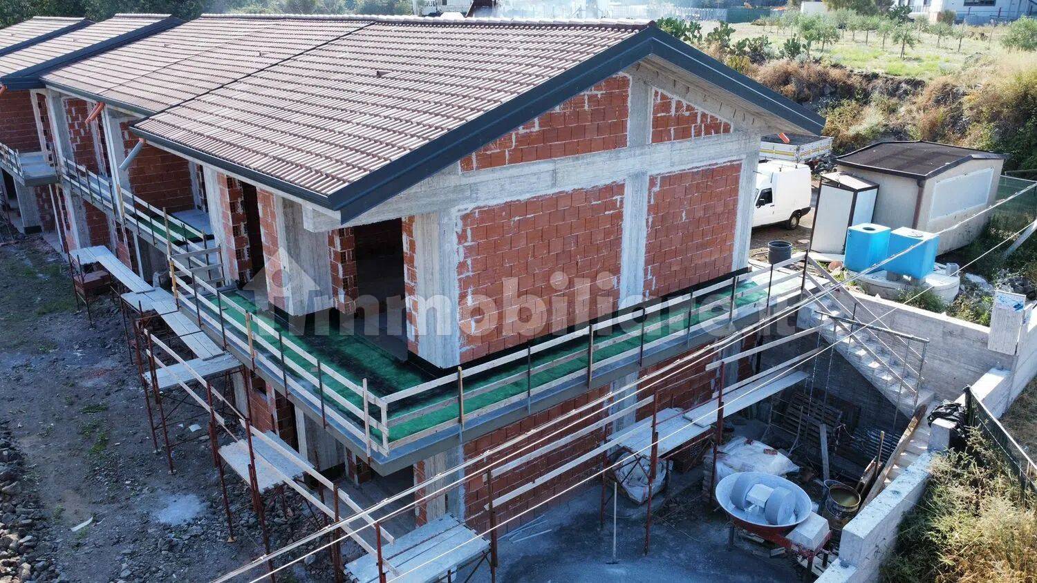 Villa in vendita a Trecastagni