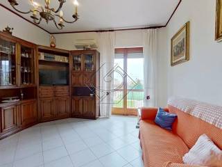 4-room flat via Famiglia Benini, Firenze Nova, Florence