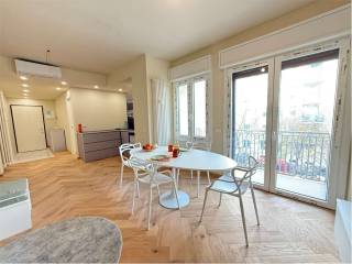 4-room flat viale Teodorico, Portello - Parco Vittoria, Milan