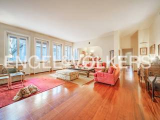 Apartment via San Senatore 14, Missori, Milan