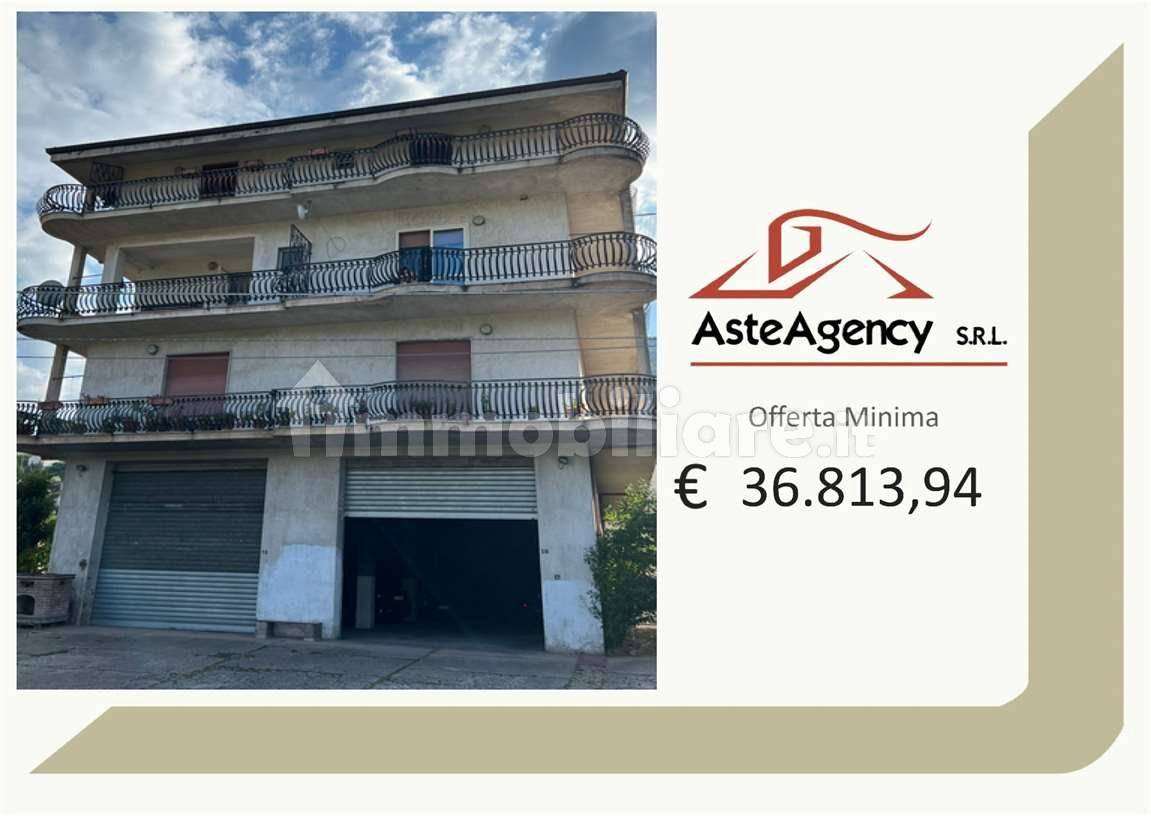 Appartamento in vendita a Paterno