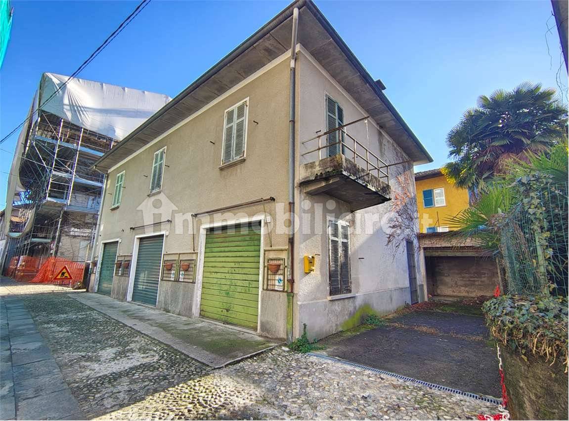 Casa indipendente in vendita a Verbania