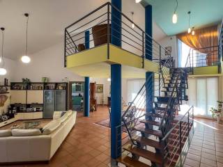 Salone