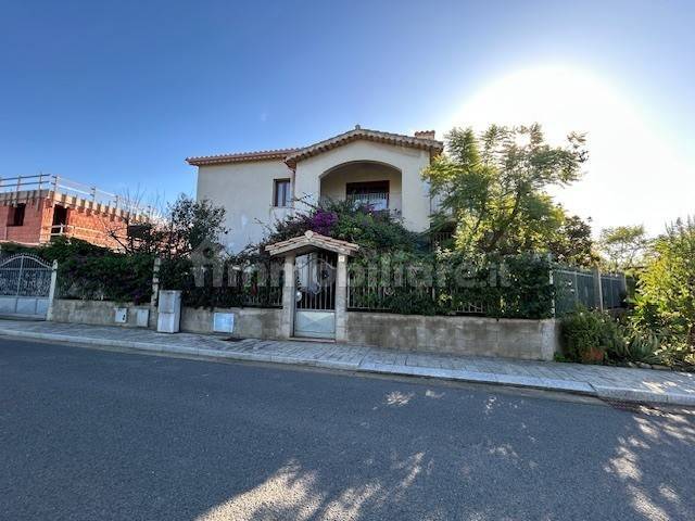 Villa in vendita a Pula