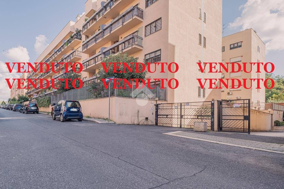 Appartamento in vendita a Roma