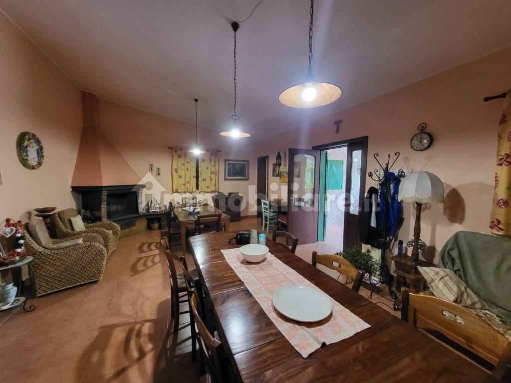 Appartamento in villa Contrada Lama di Carro, Montegrosso - Boschetto, Andria