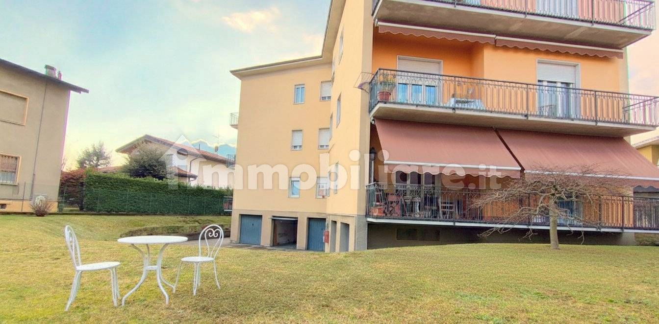 Appartamento in vendita a Vedano Olona