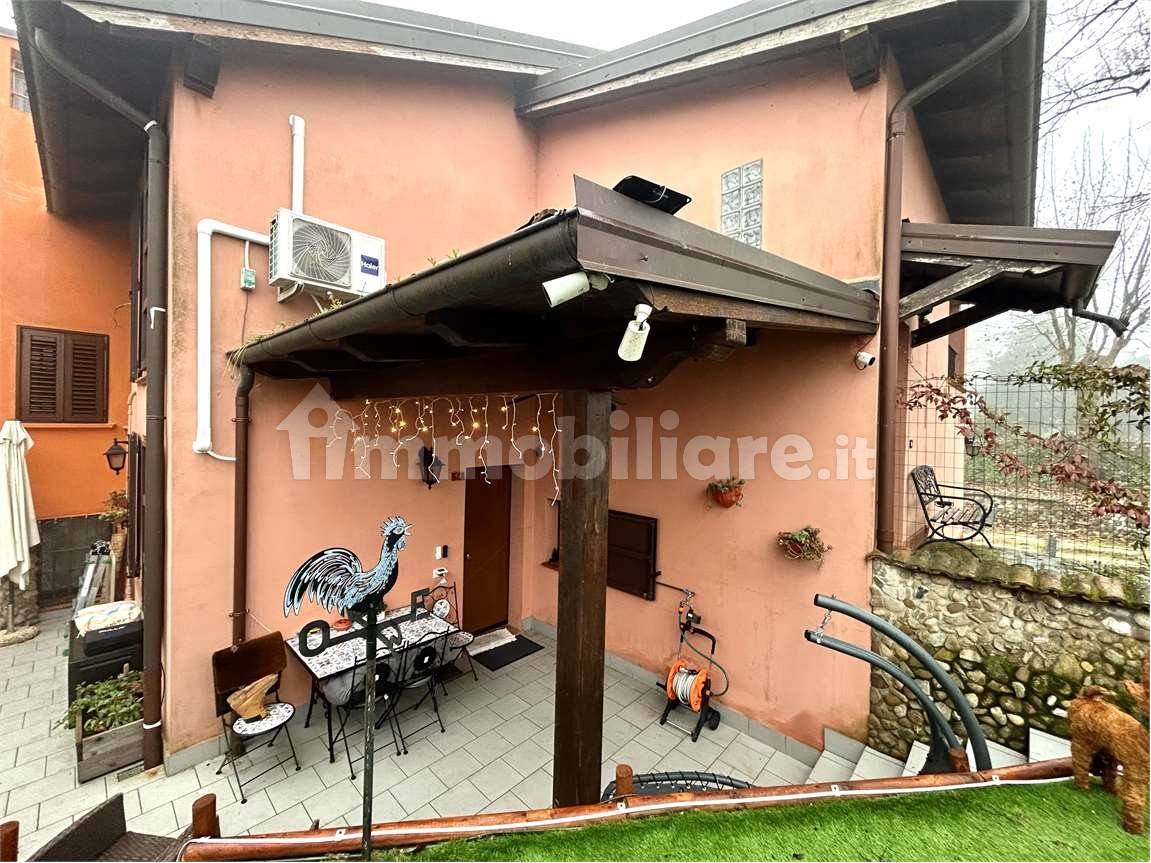 Samostatný dům se soukromou zahradou a dvěmá parkovacími místy v Ozzano dell Emilia - 2