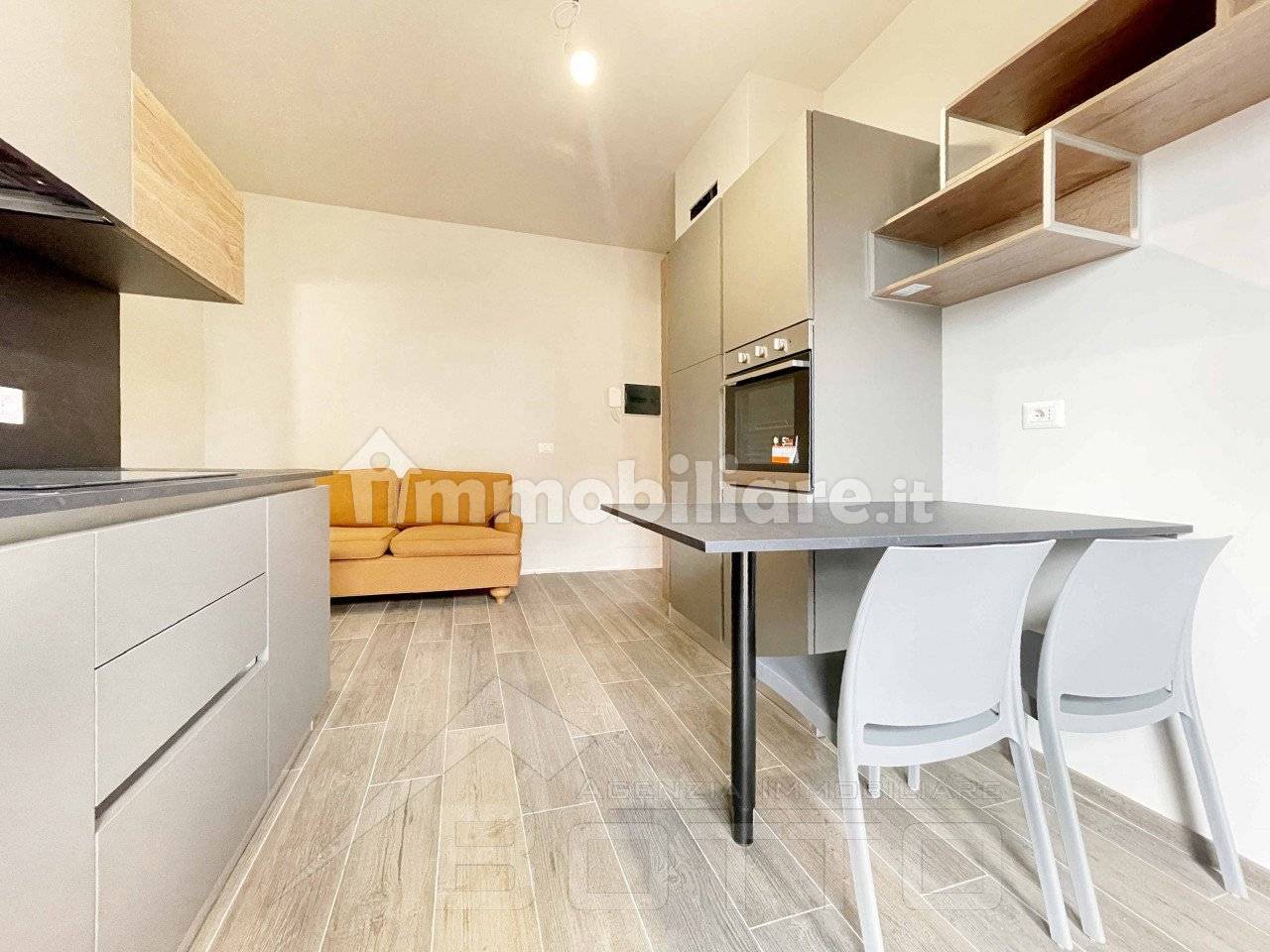 Appartamento in vendita a Borgomanero