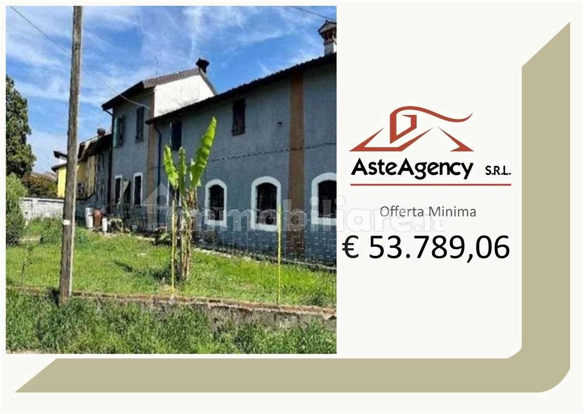 Appartamento in vendita a Castelvisconti