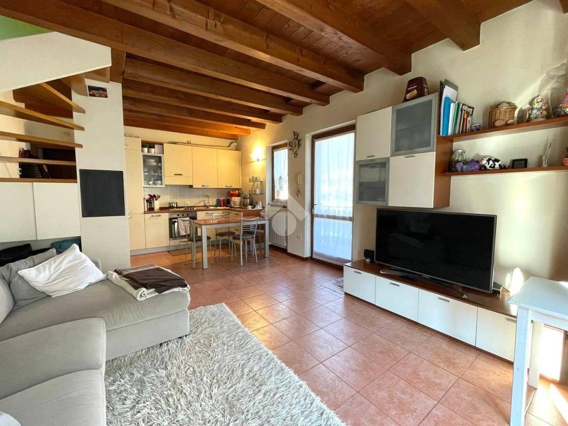 Appartamento in vendita a Villa d'Ogna