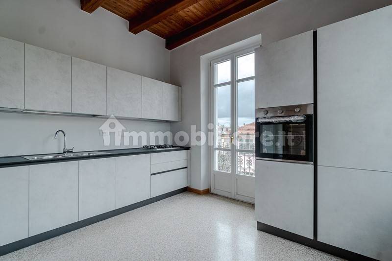Appartamento in Madonna del Pilone, foto 9 di 37