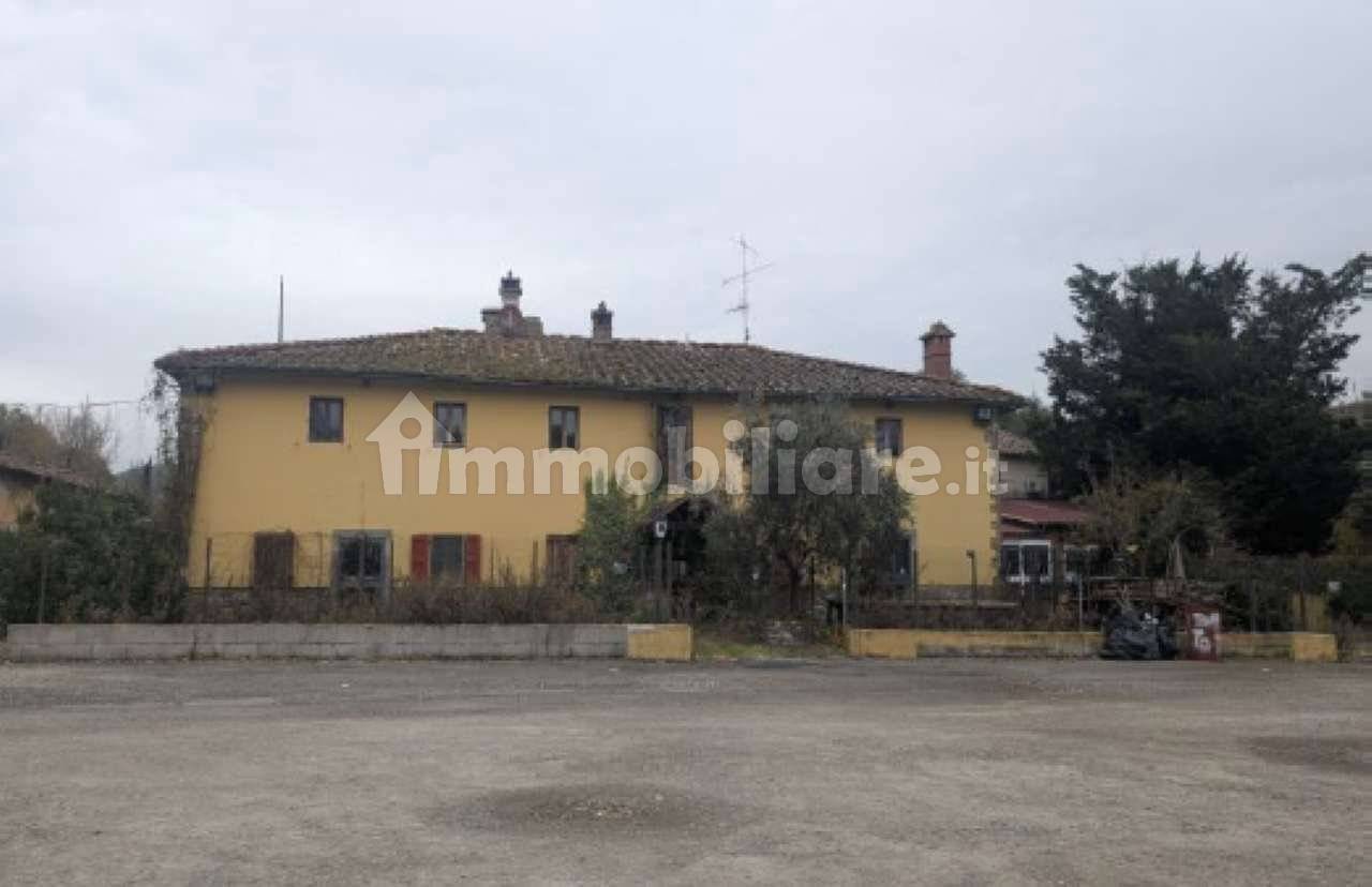 Palazzo - Edificio in vendita a Barberino di Mugello