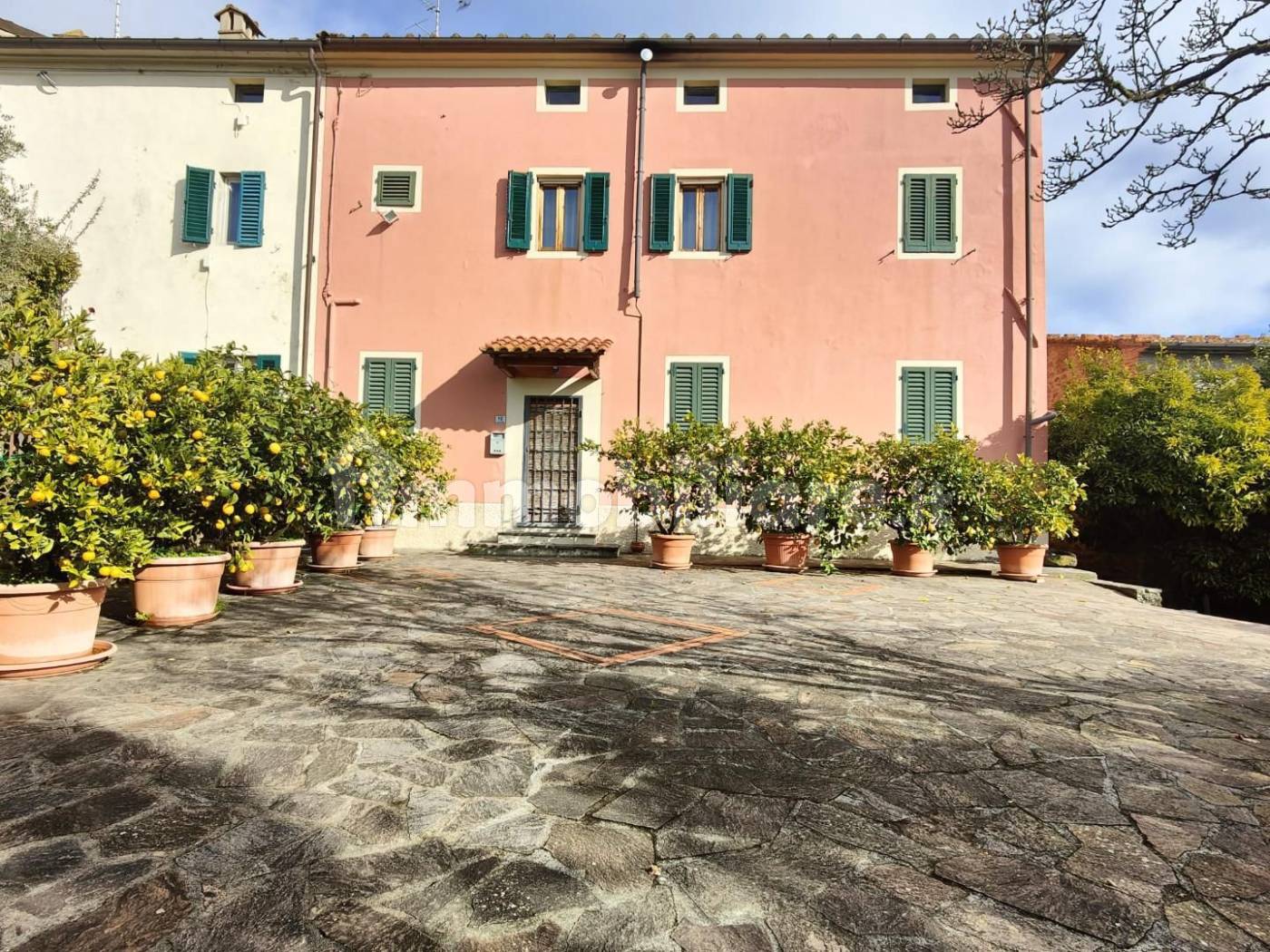 Casa indipendente in vendita a Lamporecchio