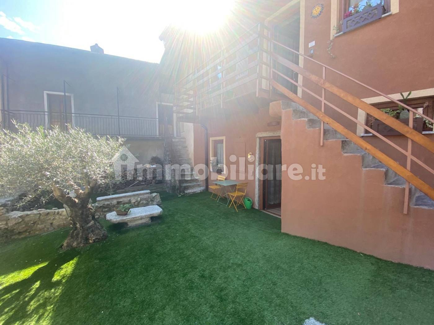 Appartamento in affitto a Arona