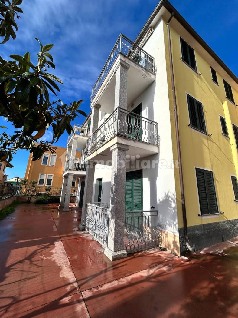 Appartamento in vendita a Valledoria