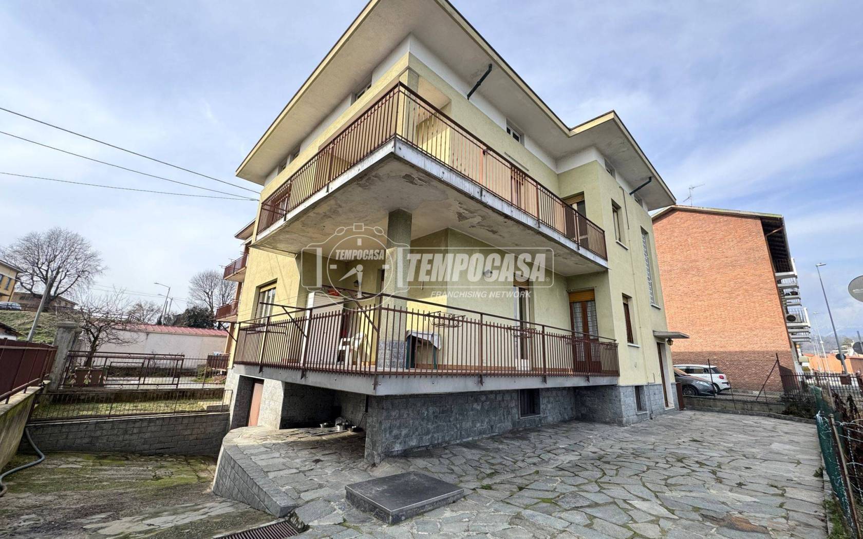 Casa indipendente in vendita a Vigliano Biellese