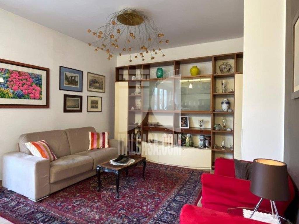 Vendita Appartamento Treviglio. Quadrilocale, Buono stato, secondo ...