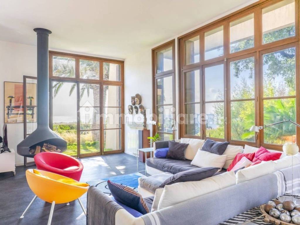 Vendita Villa unifamiliare Rayol-Canadel-sur-Mer. 125 m², rif. 126473885